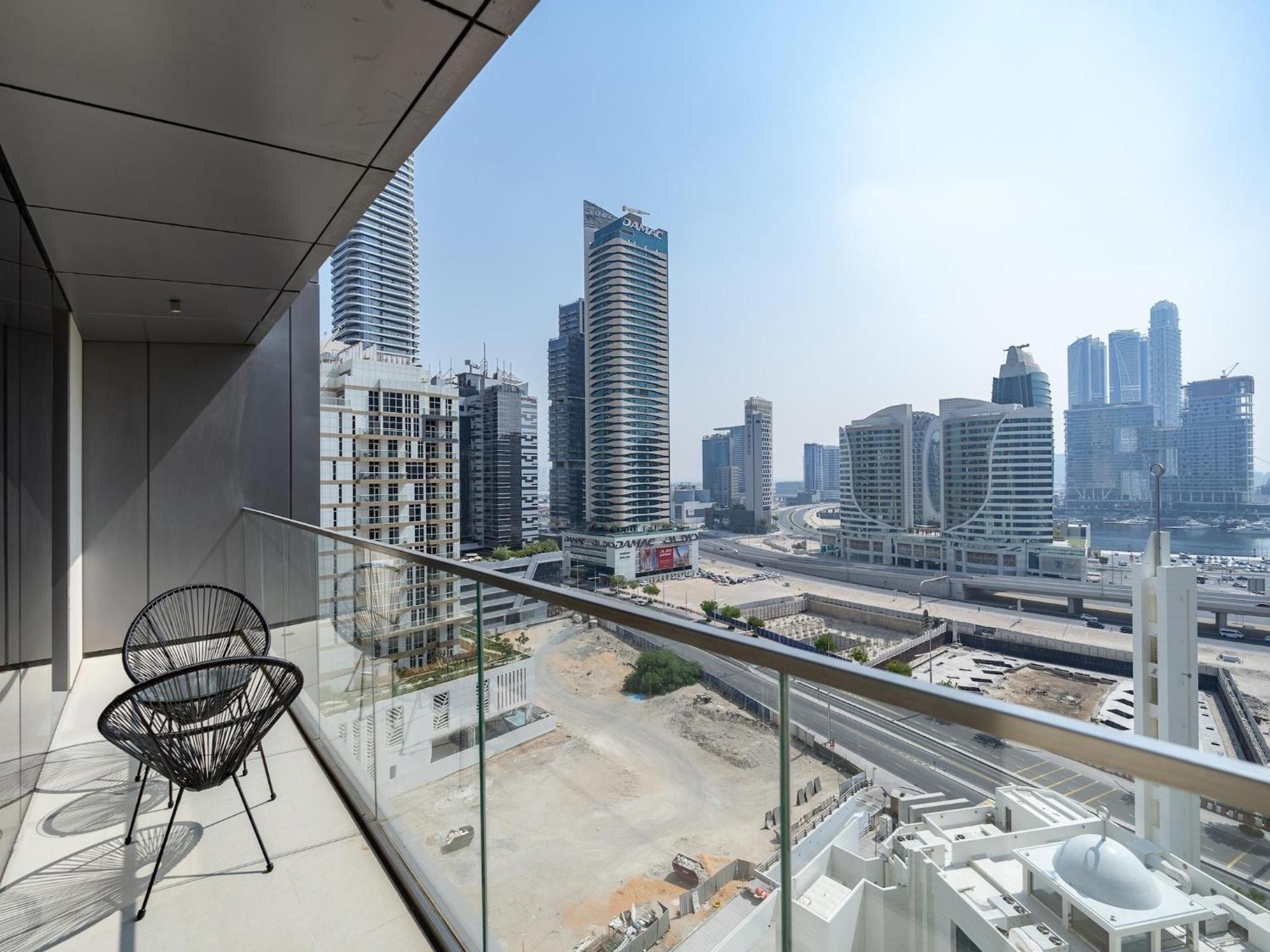 Luxurious Stylish Apartments Across Dubai Mall Burj Khalifa City Views Exteriör bild