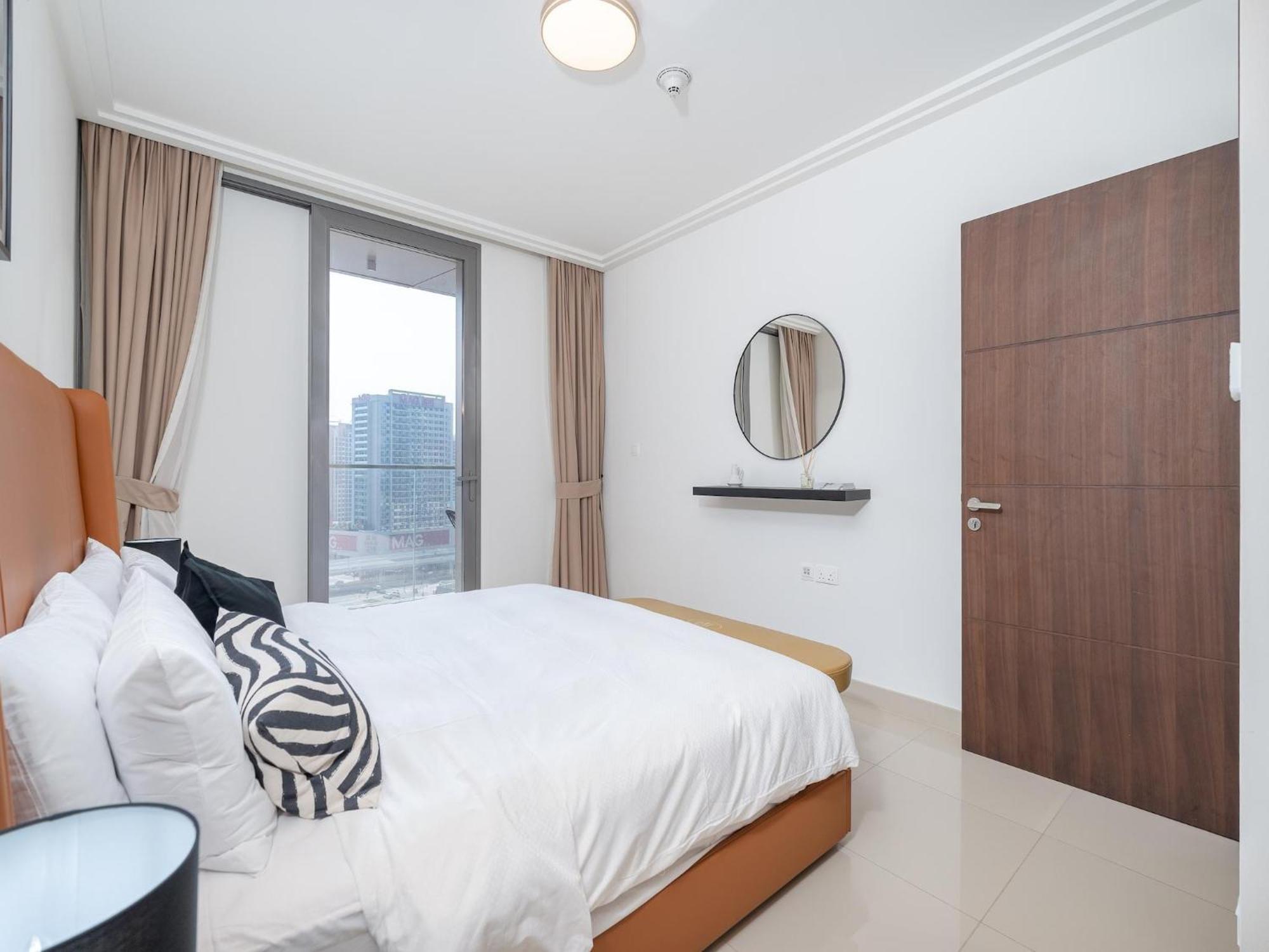 Luxurious Stylish Apartments Across Dubai Mall Burj Khalifa City Views Exteriör bild