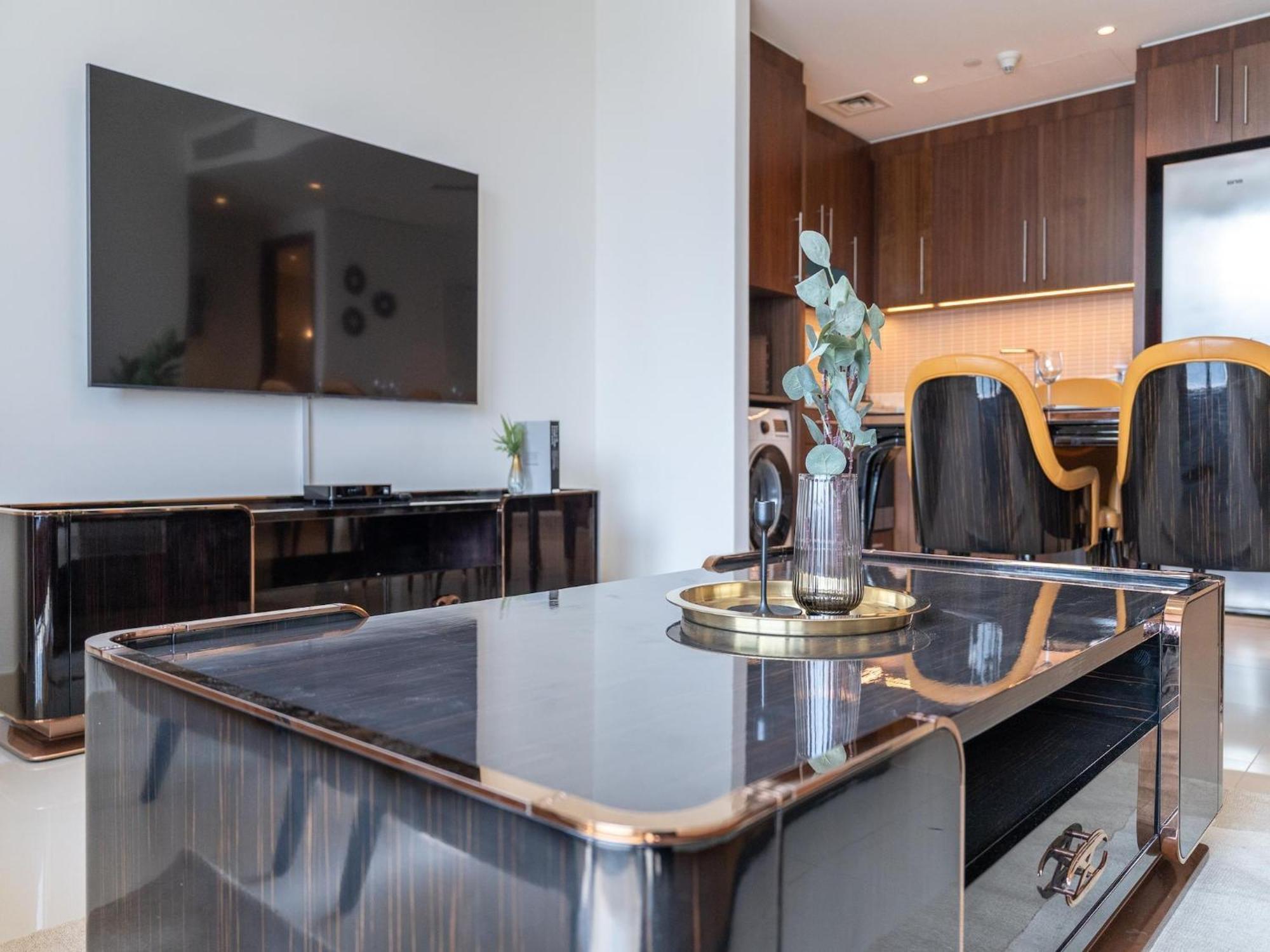 Luxurious Stylish Apartments Across Dubai Mall Burj Khalifa City Views Exteriör bild