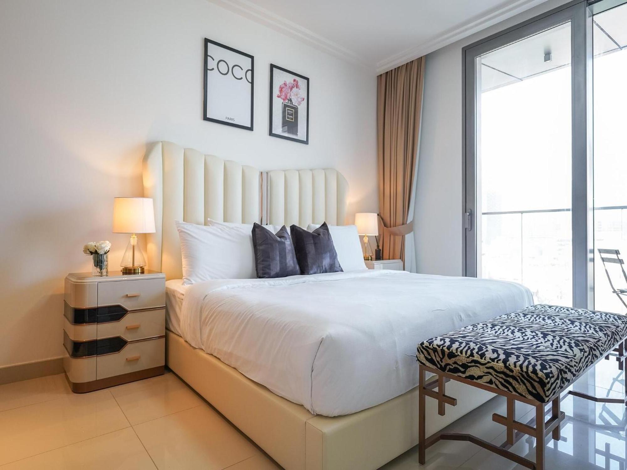 Luxurious Stylish Apartments Across Dubai Mall Burj Khalifa City Views Exteriör bild