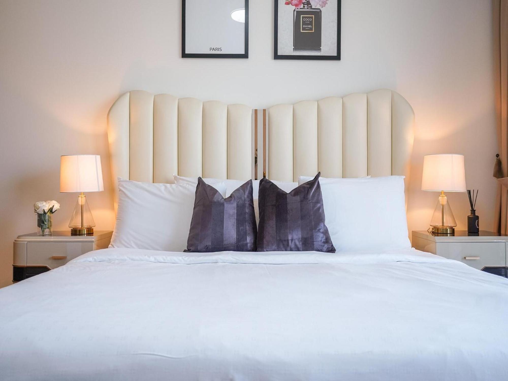 Luxurious Stylish Apartments Across Dubai Mall Burj Khalifa City Views Exteriör bild