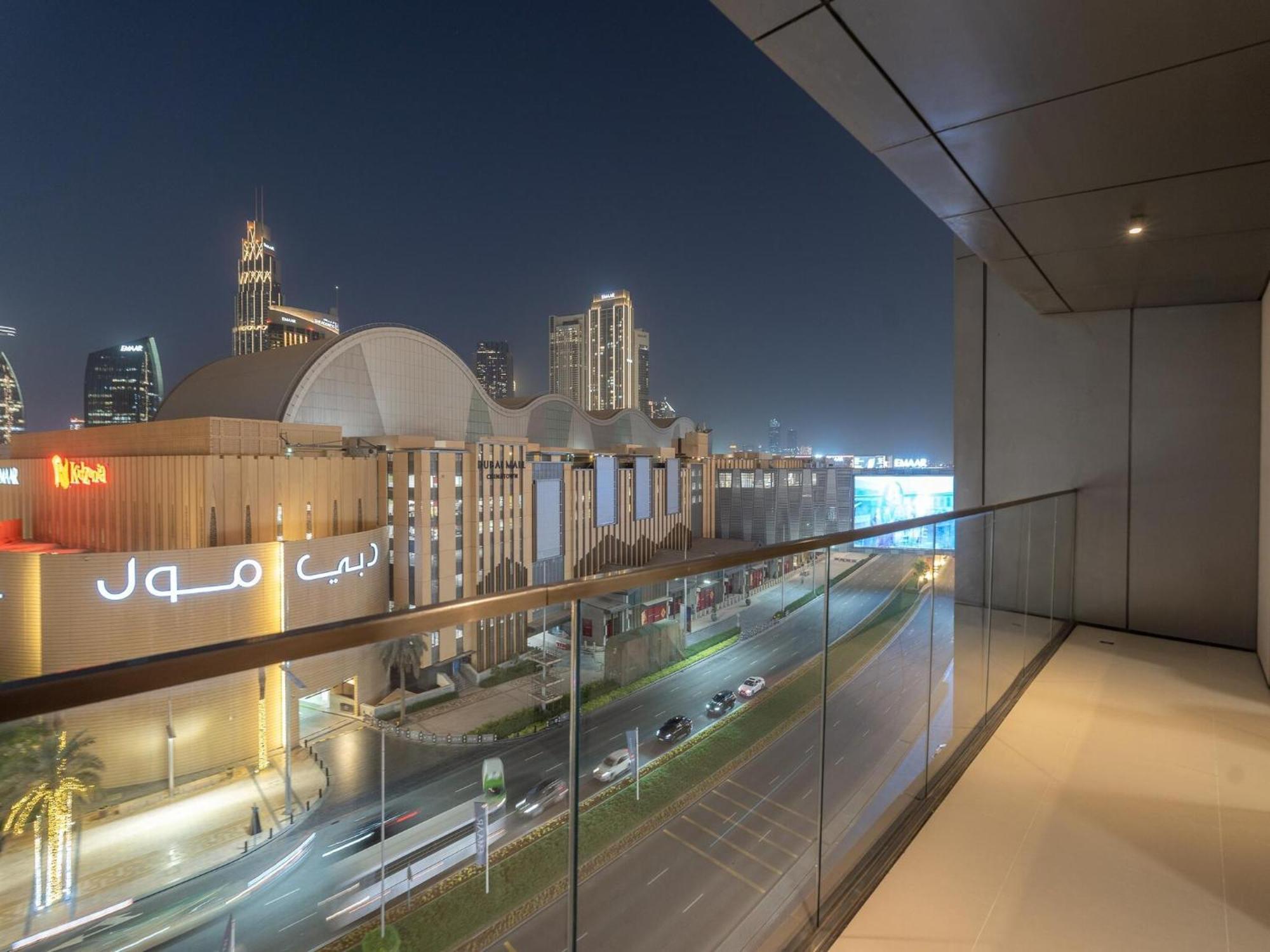 Luxurious Stylish Apartments Across Dubai Mall Burj Khalifa City Views Exteriör bild