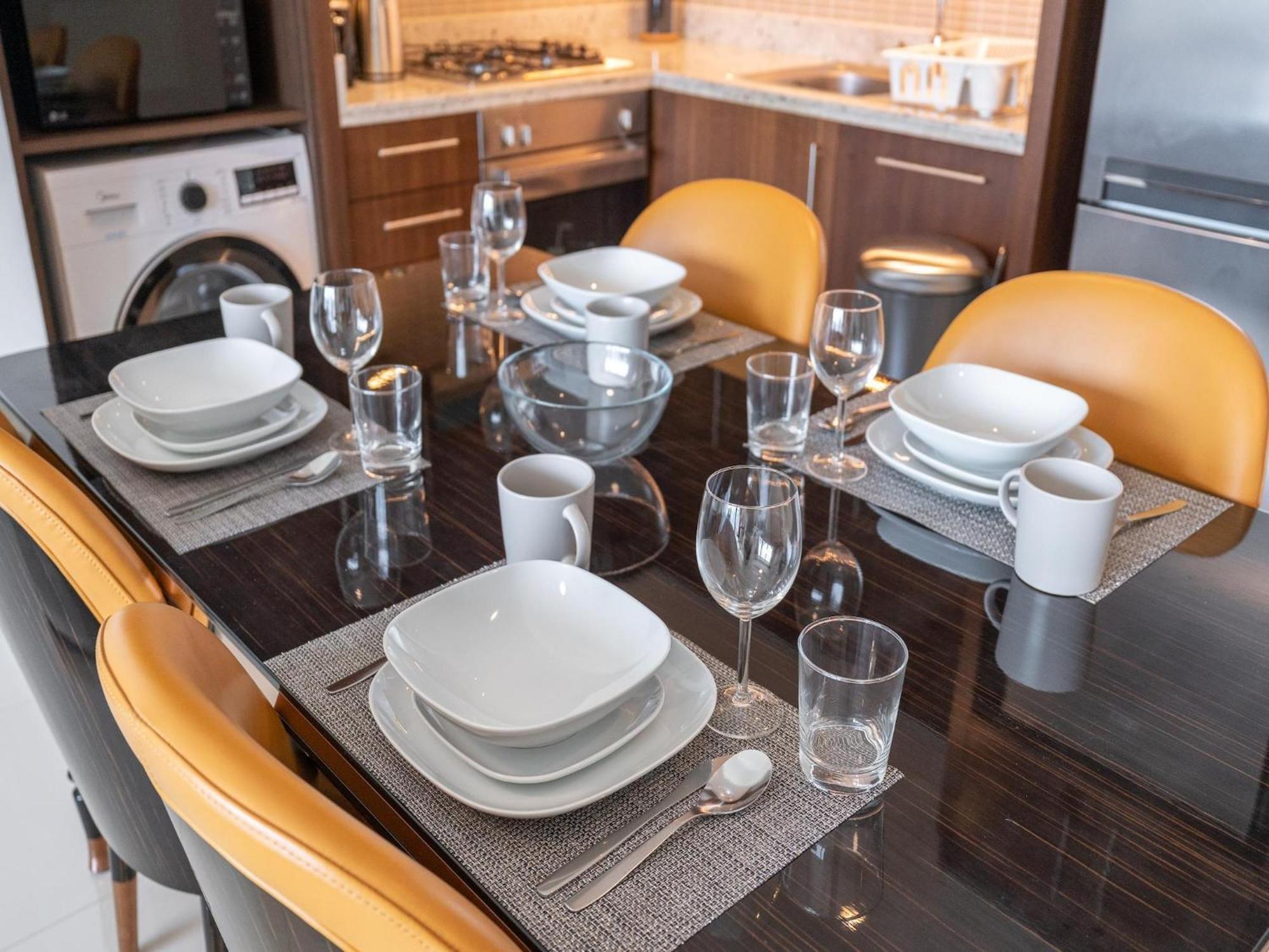 Luxurious Stylish Apartments Across Dubai Mall Burj Khalifa City Views Exteriör bild