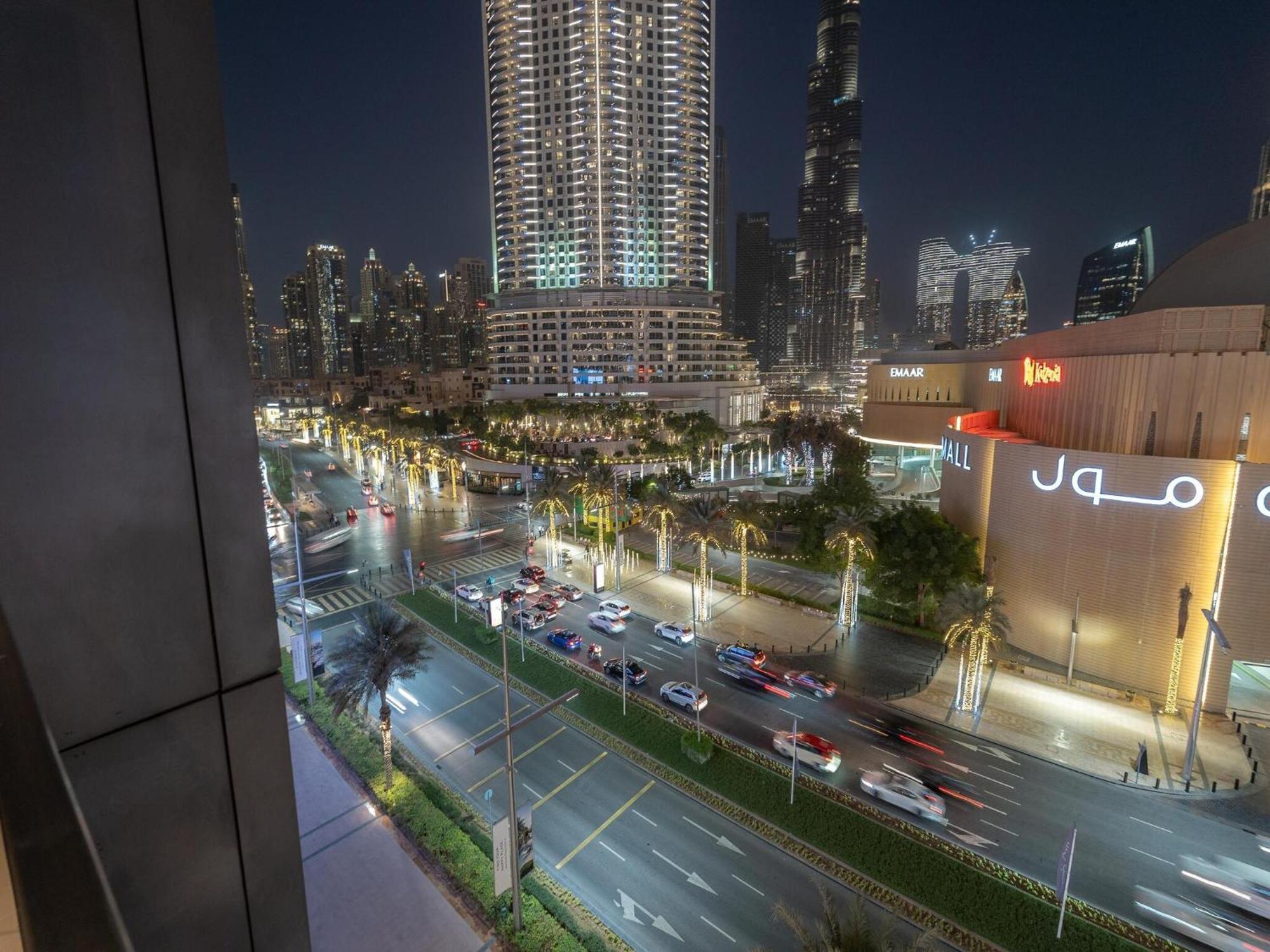 Luxurious Stylish Apartments Across Dubai Mall Burj Khalifa City Views Exteriör bild