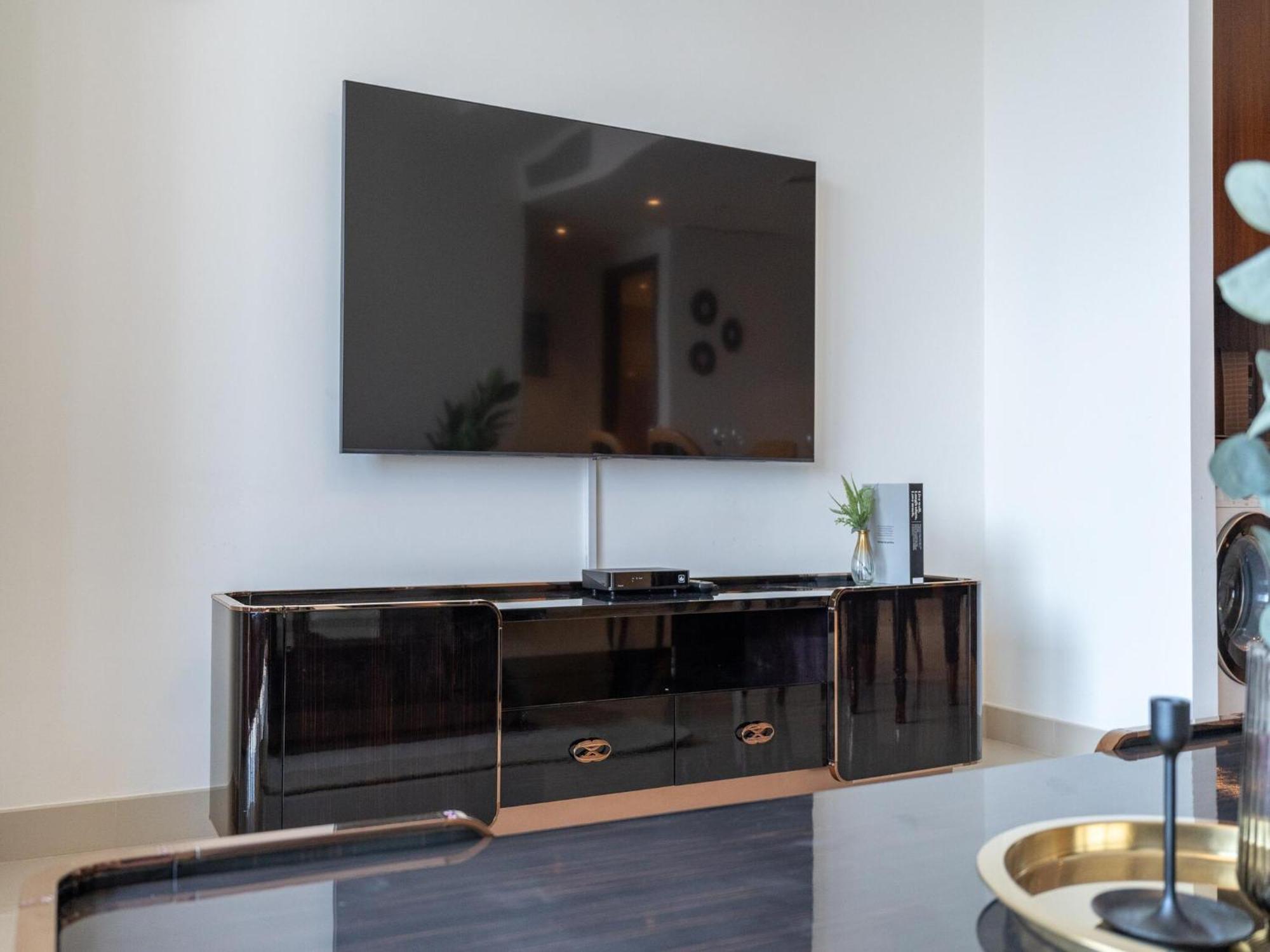 Luxurious Stylish Apartments Across Dubai Mall Burj Khalifa City Views Exteriör bild